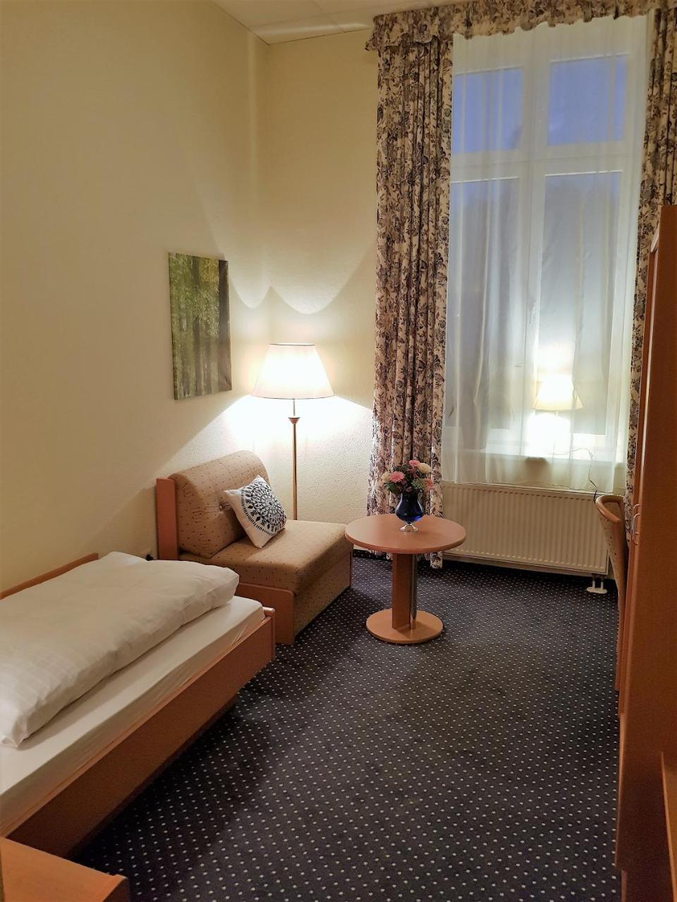 Hotel Altberesinchen فرانكفورت أودر المظهر الخارجي الصورة